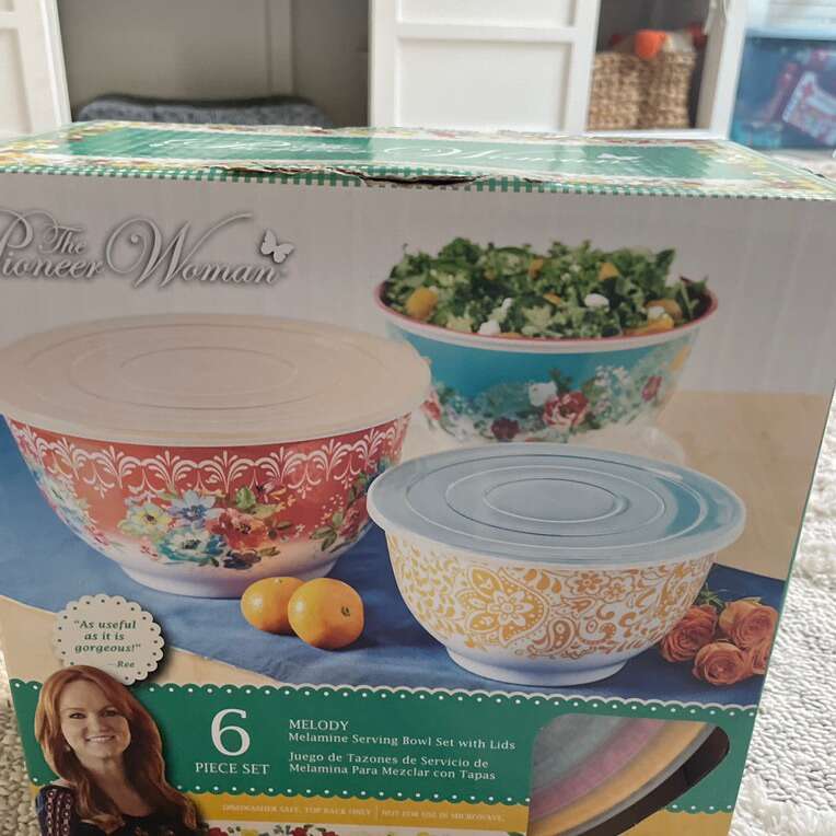 New In Box! Pioneer Woman 6 Piece Melody Bowl Set