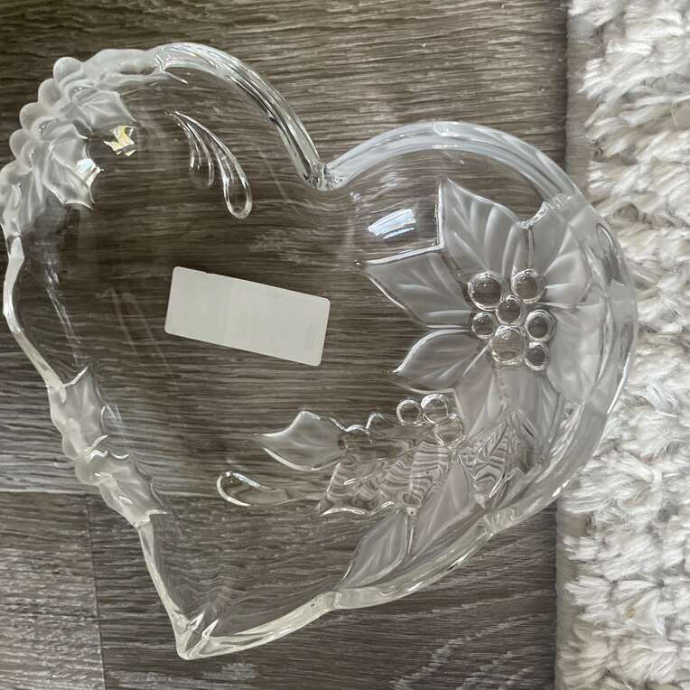 Mikasa Crystal Glass Christmas Bloom Candy Dish