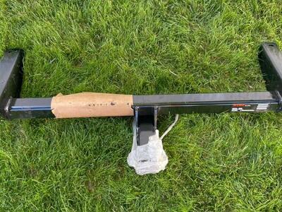 Volkswagen Atlas 2018-2020 CURT 13366 Class 3 Trailer Hitch, 2-Inch Receiver