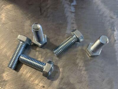 Case Of 500 Zinc Plated 5/16 18 X 1” Bolts