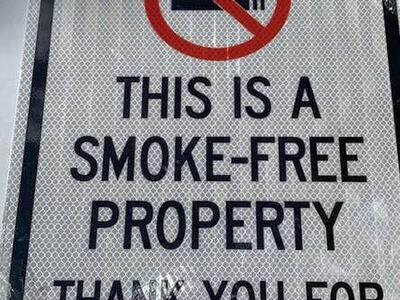 Property Smoke Free Aluminum Sign 12“ X 18“