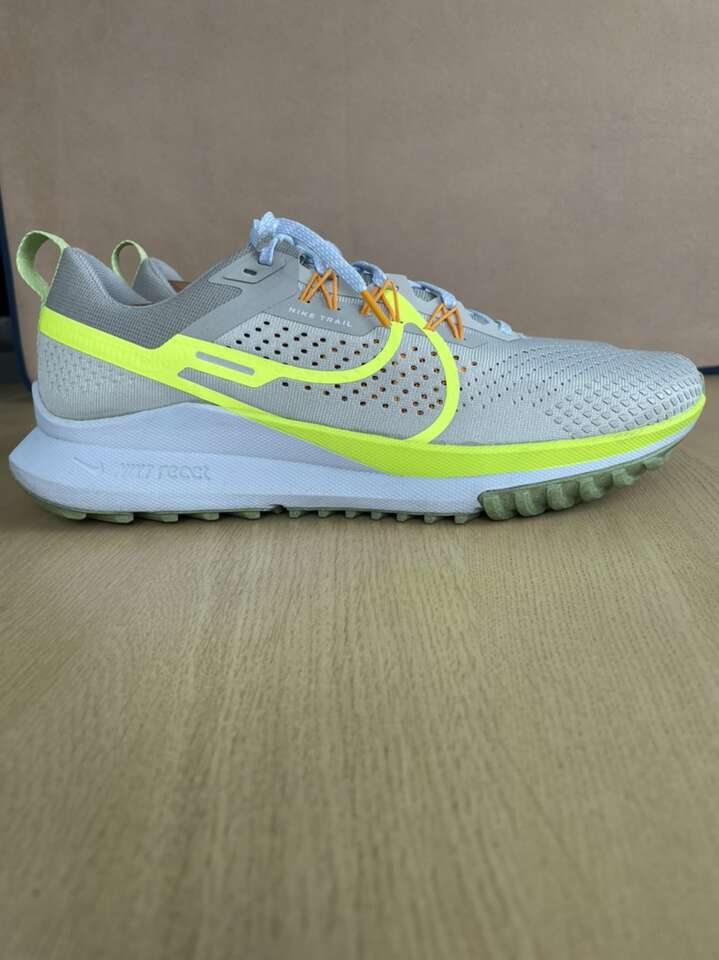 Nike Pegasus Trail 4, Men's Size 12