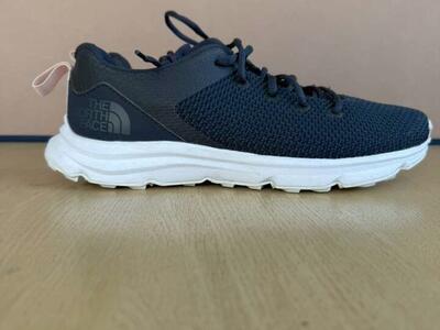 Size 9 North Face Shoes