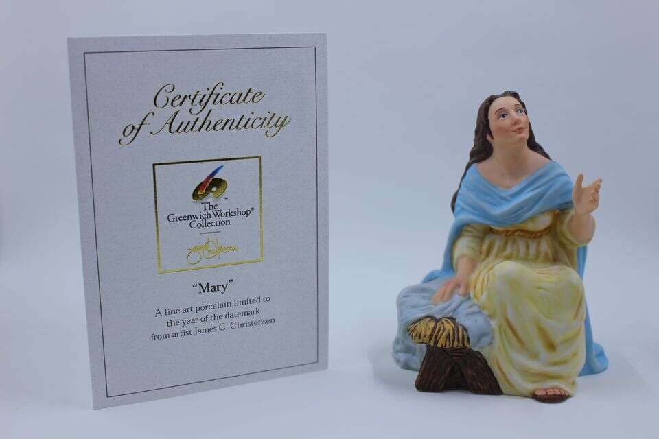 Mary - James Christensen Nativity figurine (Collectible)