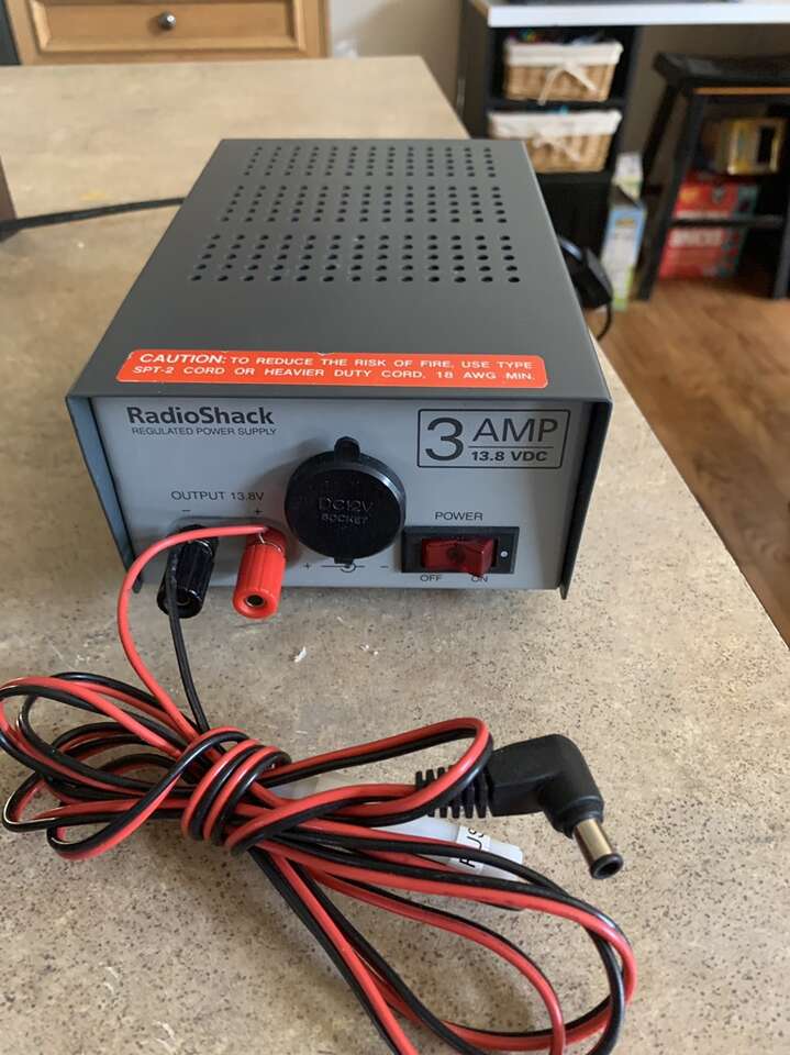 Radio Shack Power Supply 13.8 VAC 60hz 100w
