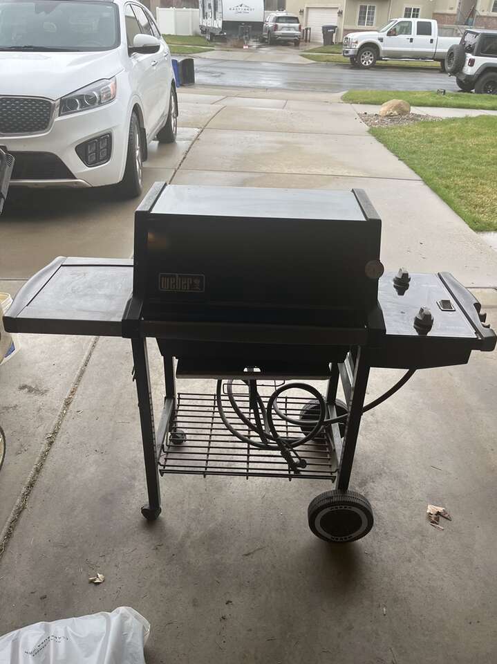 Natural Gas Weber Barbecue BBQ W/ Cover
