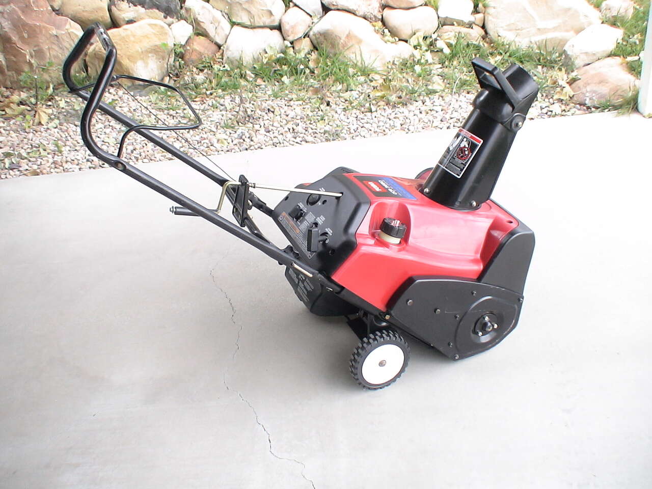Toro ccr 3650 snowblower. 6.5 HP R tek Commercial grade engine Snowthrower Snow Machine Snow Plow Snow Blower