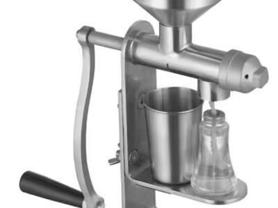 VEVOR Manual Oil Press Stainless Steel Oil Extractor Machine, Detachable Household for Pressing Pean