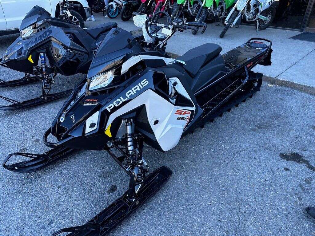 2025 Polaris® 850 RMK SP 155 Mirage Gray / Gloss Black
