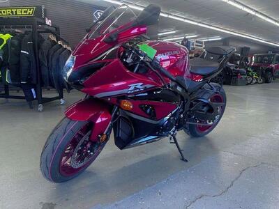 2025 Suzuki GSX-R1000R