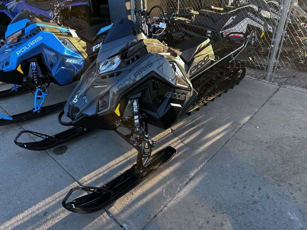 2025 Polaris® Boost PRO RMK 155 Shadow Gray / Gloss Black