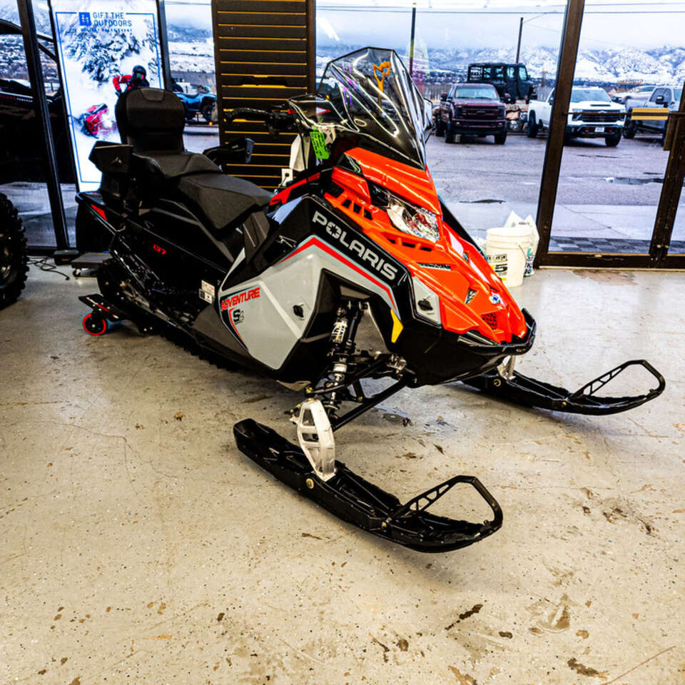 2025 Polaris® ProStar S4 INDY Adventure 137 Dark Teal / Radiant Green / Neon