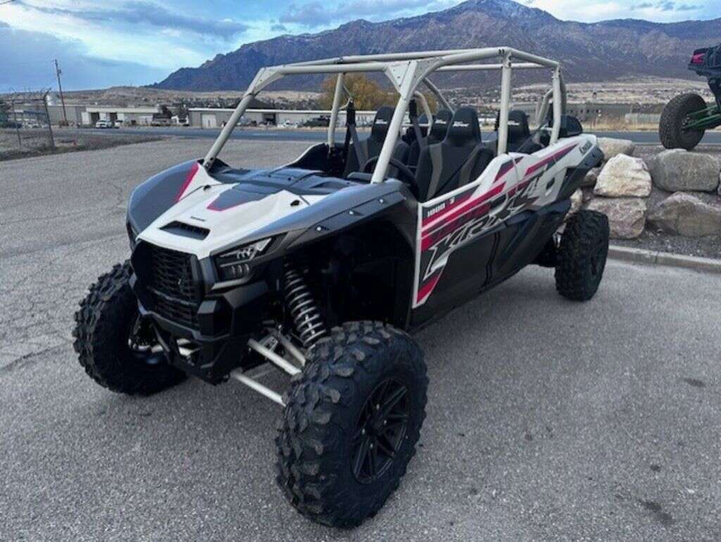 2025 Kawasaki Teryx® KRX4™ 1000 eS