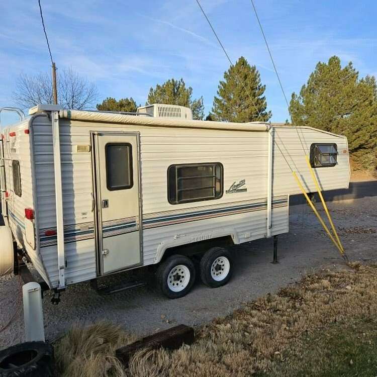 1973 layton travel trailer