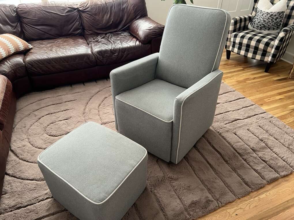 COMFY ROCKING CHAIR Furniture