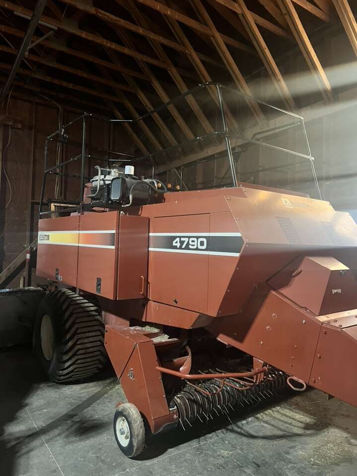 2005 Hesston 4790 3X4 Baler