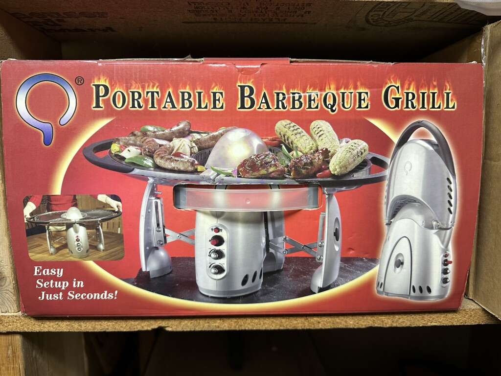 Thane Portable Tailgate Barbecue Grill