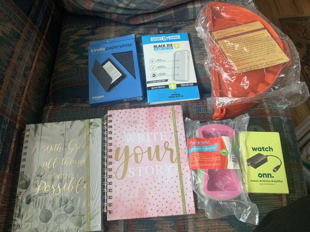 5.00 Each Loaf Pans, Reusable Valentine Bags,