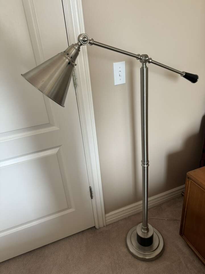 floor lamp