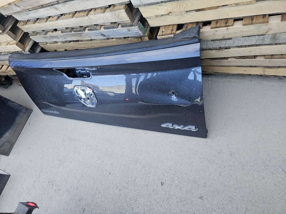Tailgate for a ram 2500 2019 to 2023