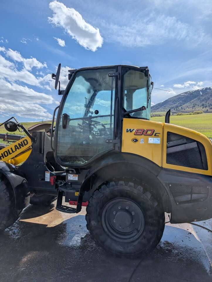 New Holland wheel loader w80c