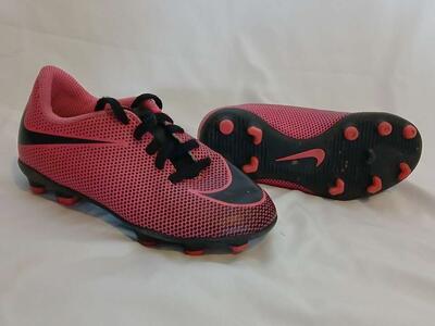 Girls Size 10 Cleats, Soccer Shoes