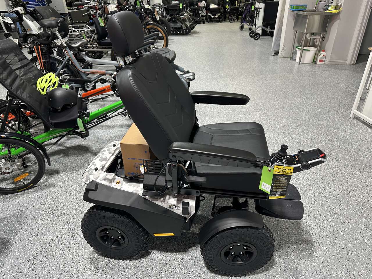 NEW 4X4 Wheelchair Quantum Outback