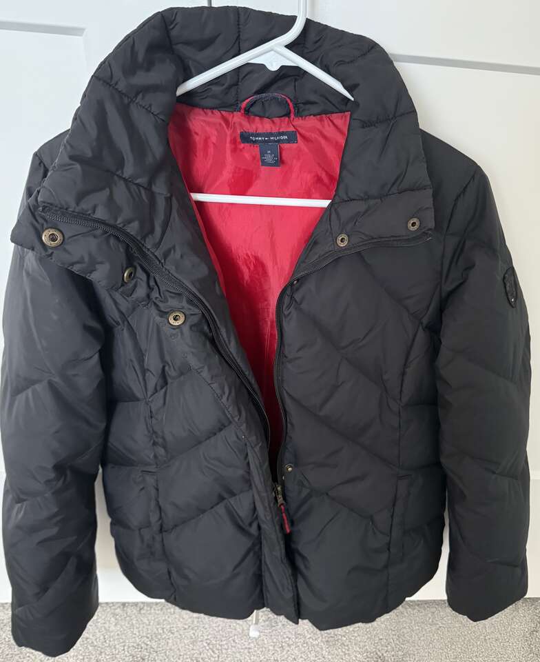 Youth girl TOMMY HILFIGER down puffer jacket Size M –