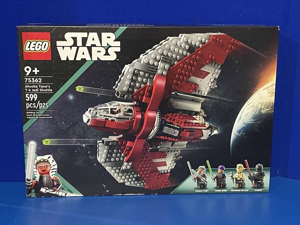 Lego Star Wars Ahsoka Tano's T-6 Jedi Shuttle