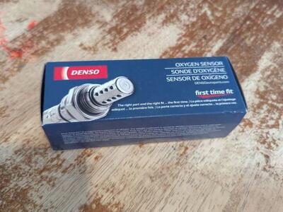 New Denso 234-4260 Oxygen Sensor