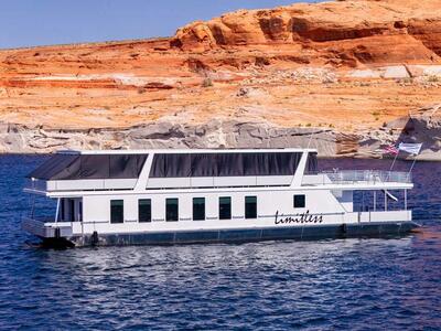 July / August / September Weeks! 90' x 20' Houseboat REVERSE LAYOUT Lake Powell "LIMITLESS" Antelope Point Marina