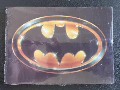 Batman Movie Premiere SEALED 10 Postcard Set 1989