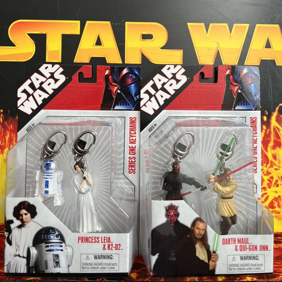 Star Wars Keychains Leia R2 Darth Maul Qui-Gon