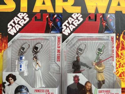Star Wars Keychains Leia R2 Darth Maul Qui-Gon