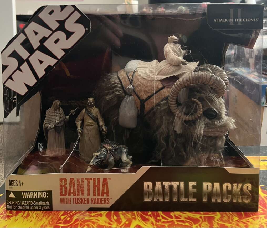 Star Wars Bantha And Tusken Raiders Battle Pack