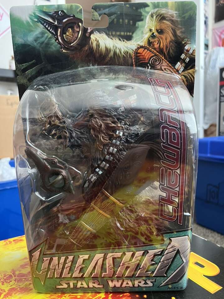 Star Wars Unleashed Chewbacca Wookie Warrior 2005