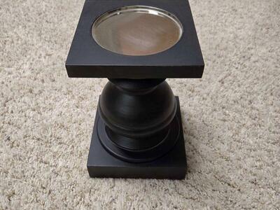 Black candle holder