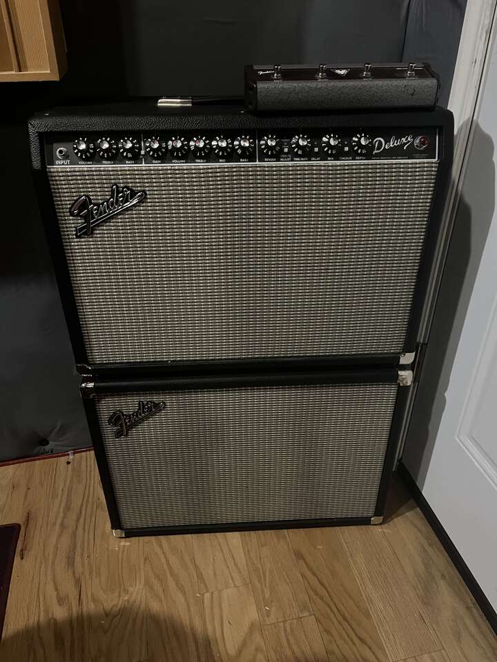 One of Kind FENDER VM STACK - AMP + CAB + FOOT-SWITCH + STAND +