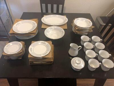 LILING Fine China Yung Shen Set of 50 pieces