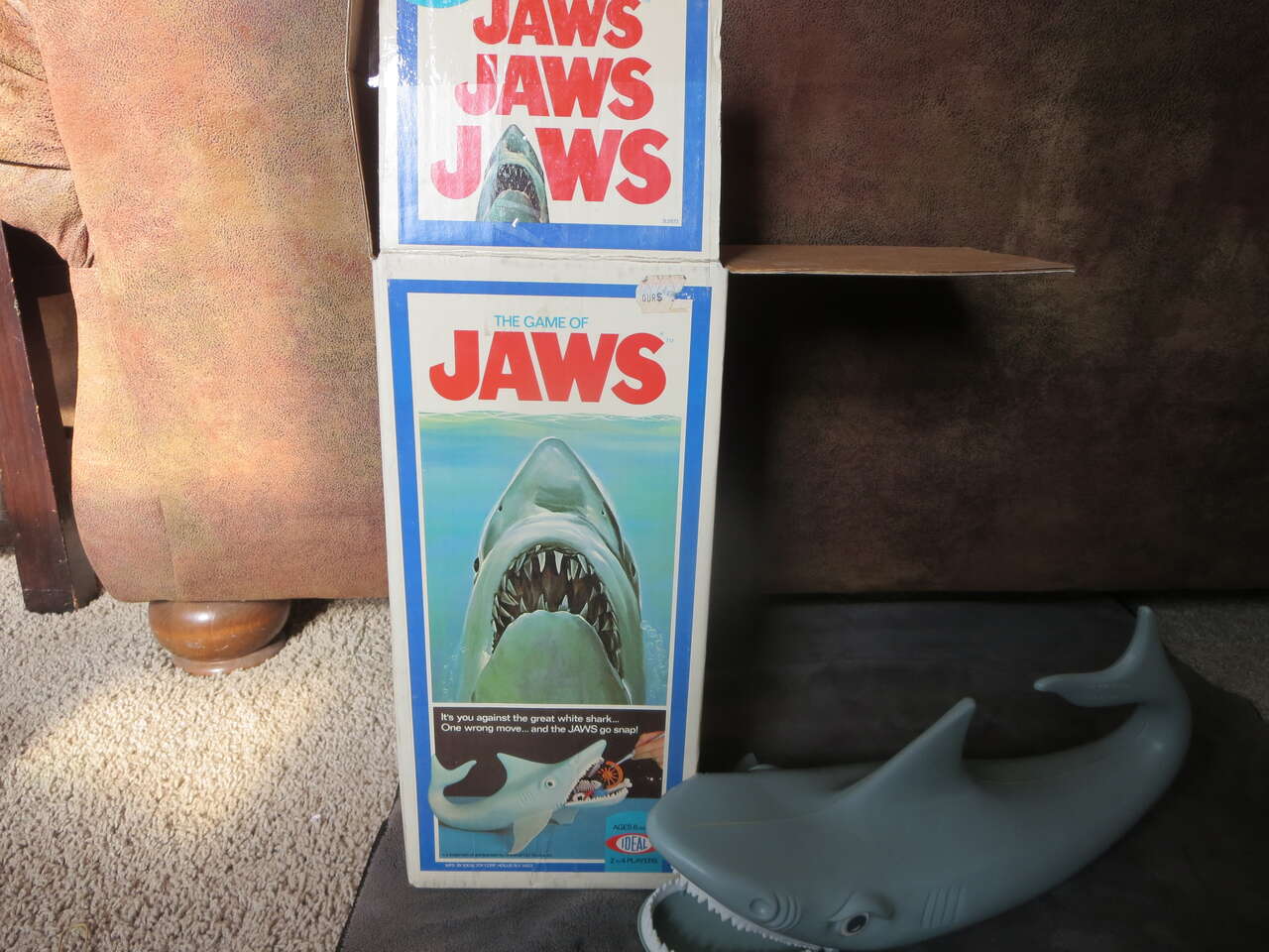 Vintage IDEAL 1975 The Game of Jaws 99% Complete w/ All 13 Pieces & Clean Box!