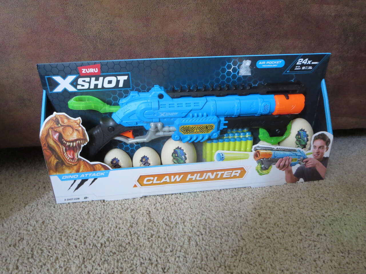 NEW Zuru X-Shot Dino Attack Claw Hunter Blaster Dart Gun and 6 Dino Egg Targets