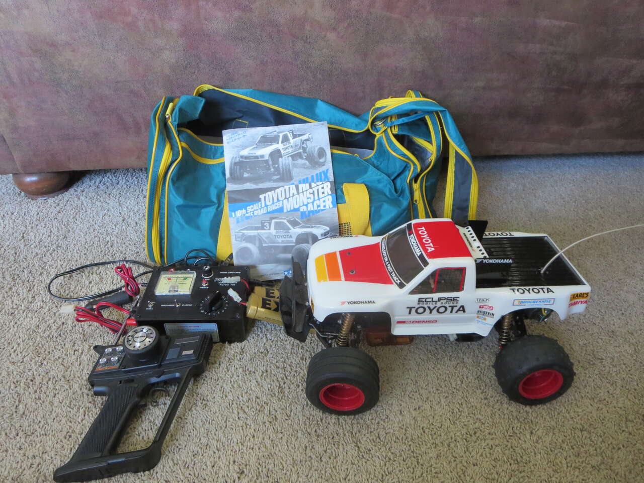 Vintage Tamiya Toyota Hilux Monster Racer Stadium Truck Remote Charger