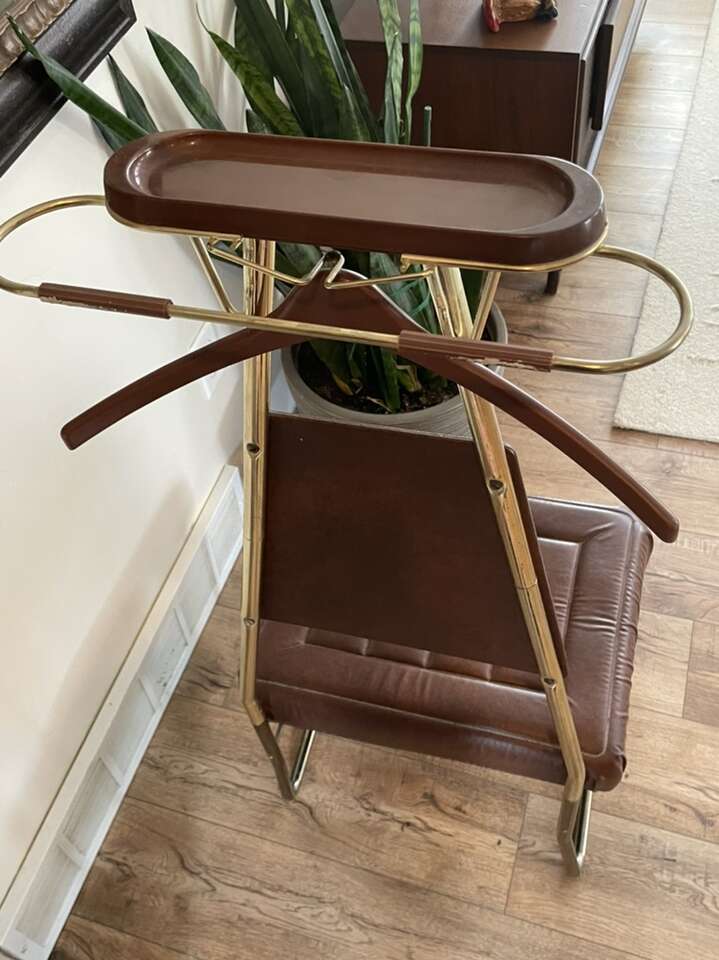 Vintage MCM Pearl Wick Valet