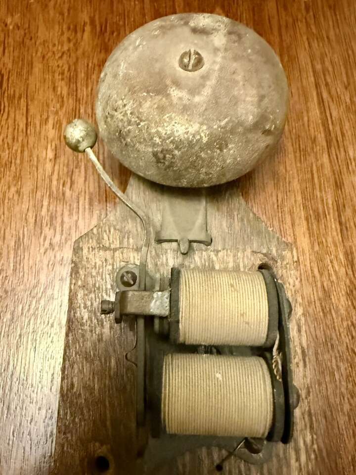 antique Telophone/door Bell