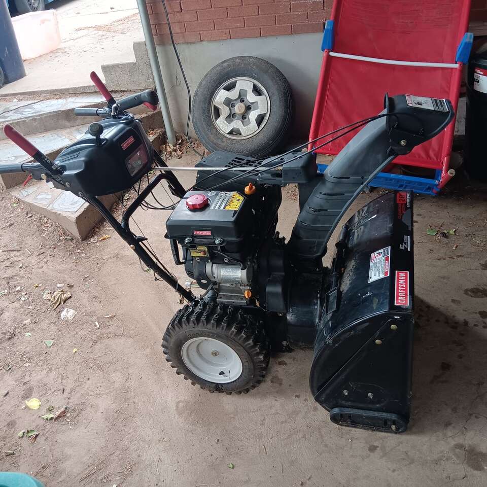 Craftsman 28" Snowblower