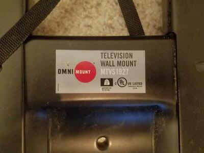 19-27" OmniMount projector/tv Wall mount