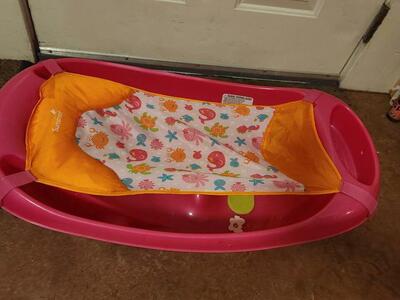 Baby Bath, Pink, Good Condition