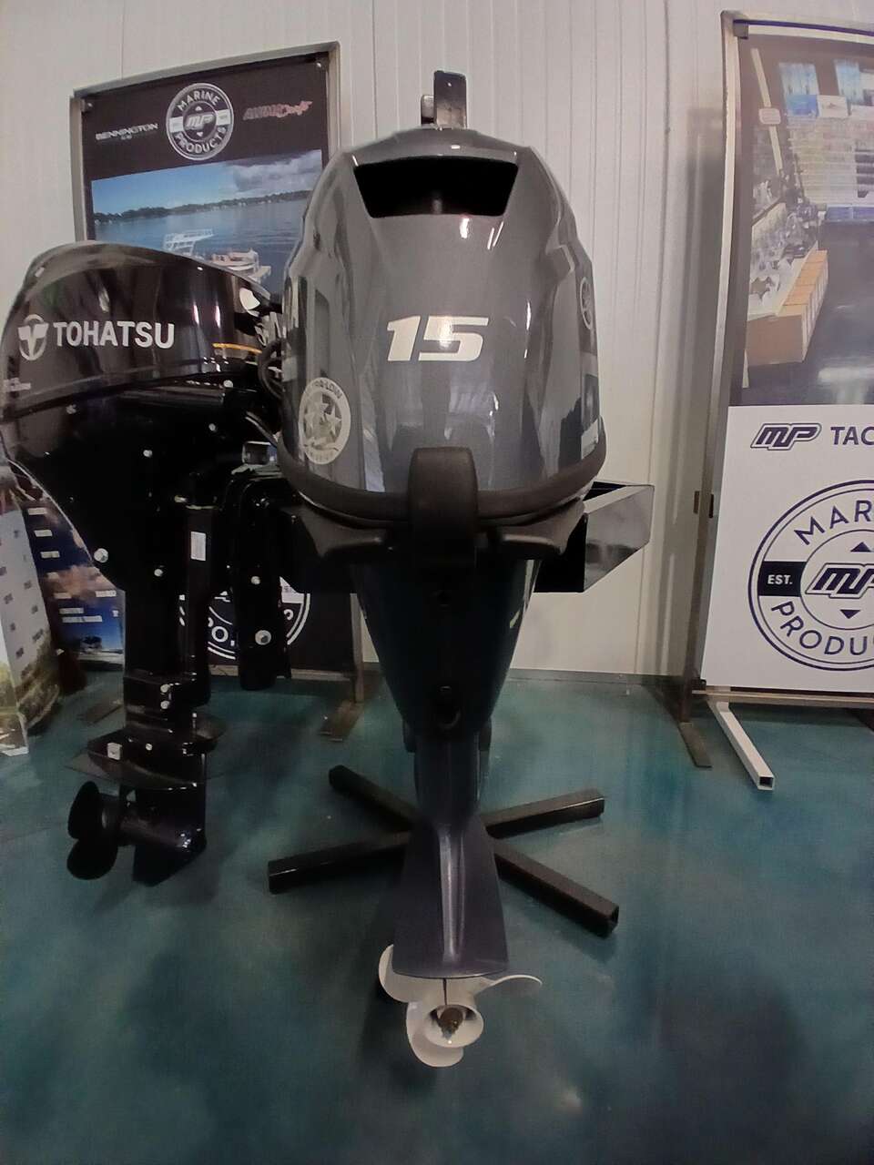 Yamaha F15SEHA outboard motor