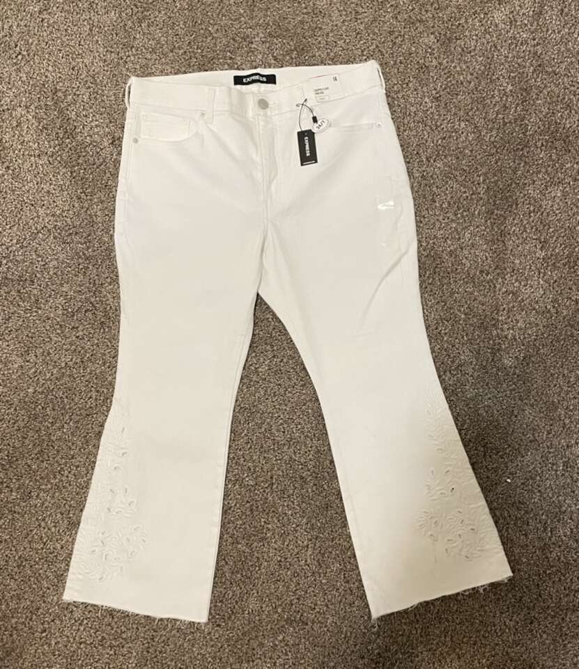 NEW Express White Sz14 Cropped Flare HighRiseJeans