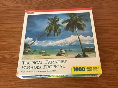New 1000 Pc Tropical Paradise Puzzle